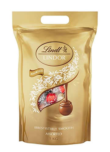 Lindt Lindor Milk Chocolate Truffles Bag - Approx 80 balls, 1 kg - Chocolate Truffles with a Smooth Melting Filling