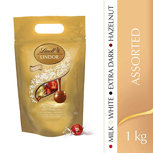Lindt Lindor Milk Chocolate Truffles Bag - Approx 80 balls, 1 kg - Chocolate Truffles with a Smooth Melting Filling