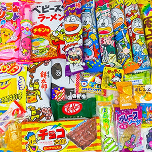 Japanese Snacks & Candy Box & English Pamphlet 30 x Dagashi Sweets Candy Valentines Gift